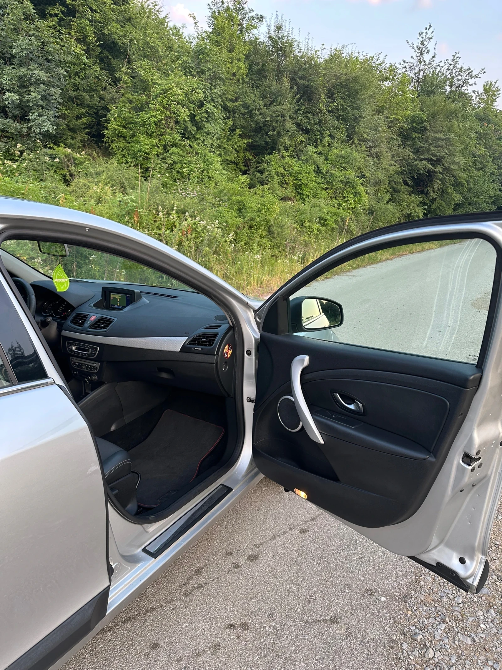 Renault Fluence 1.5 DCI - изображение 7