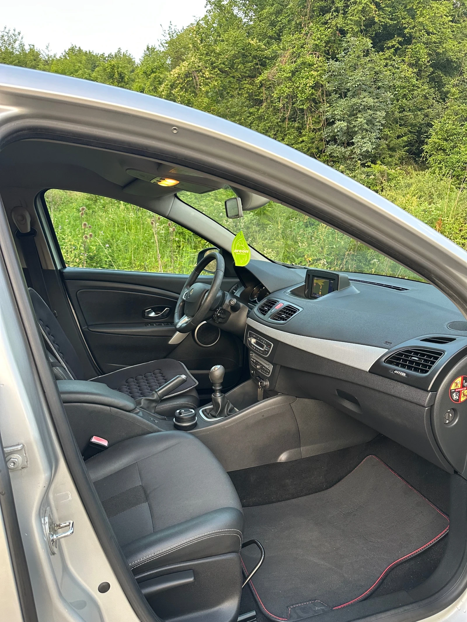 Renault Fluence 1.5 DCI - изображение 6