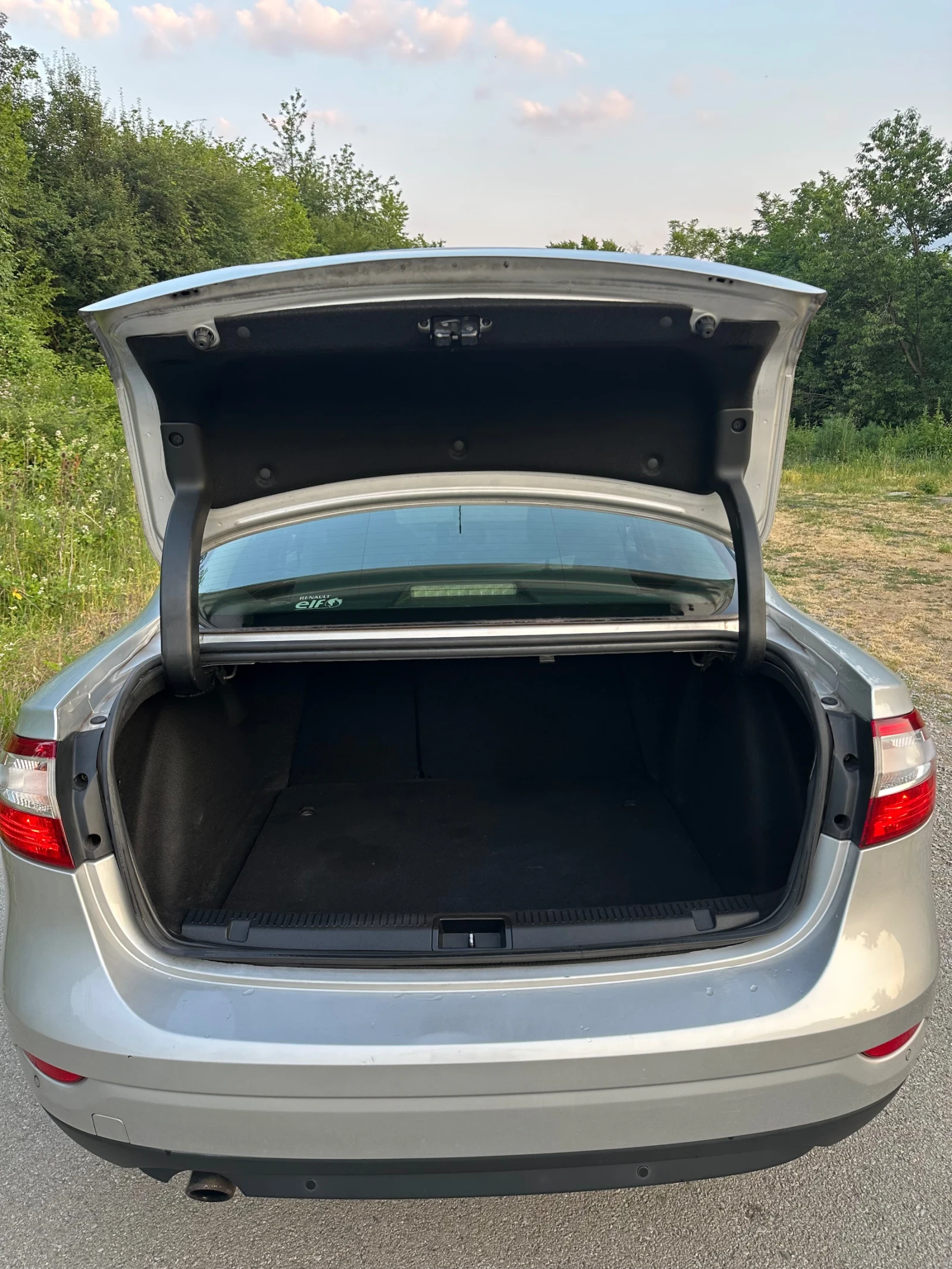 Renault Fluence 1.5 DCI - изображение 10