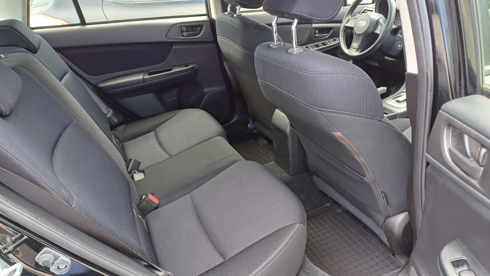 Subaru XV 2.0i Автоматик - изображение 10