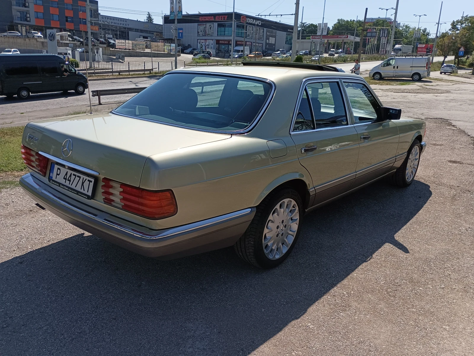 Mercedes-Benz 126 300 SE - изображение 4