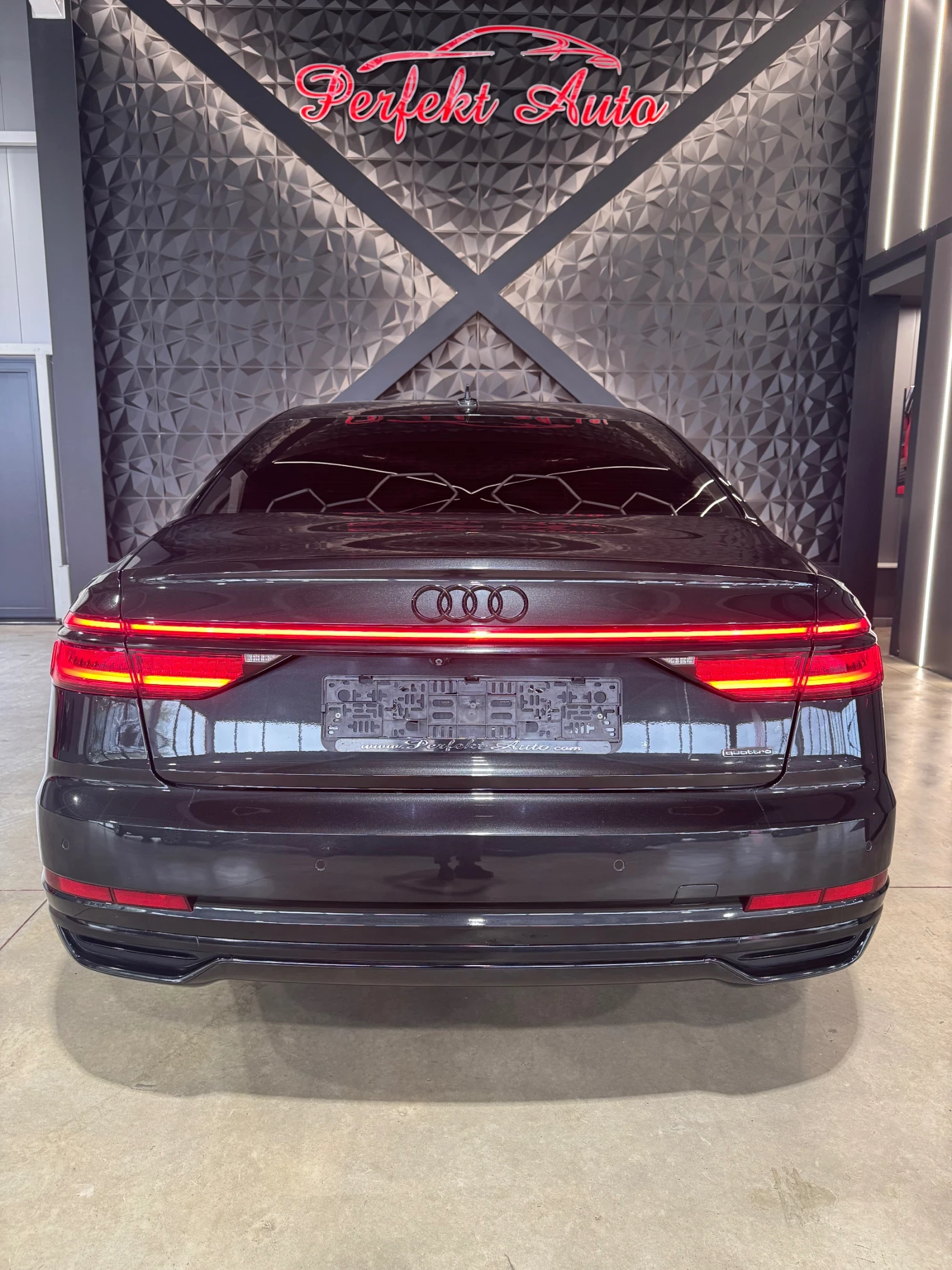 Audi A8 50 TDI QUATTRO S LINE* FULL Екстри* BANG&OLUFSEN*  - изображение 4