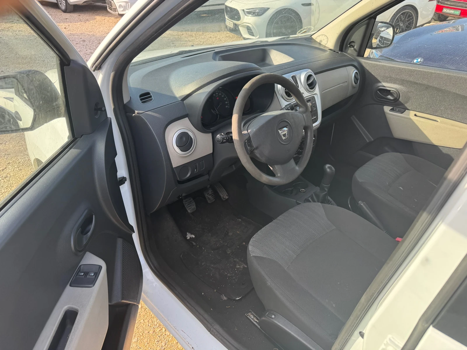 Dacia Lodgy  - изображение 7