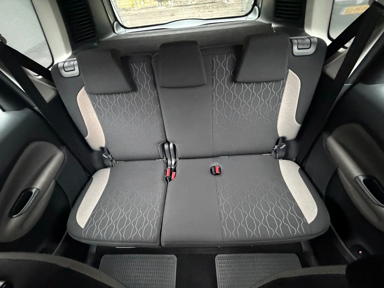 Citroen C3 Picasso 1.6HDI* AUTOMAT* LED* REALNI KM*  | Mobile.bg � ����������� 11