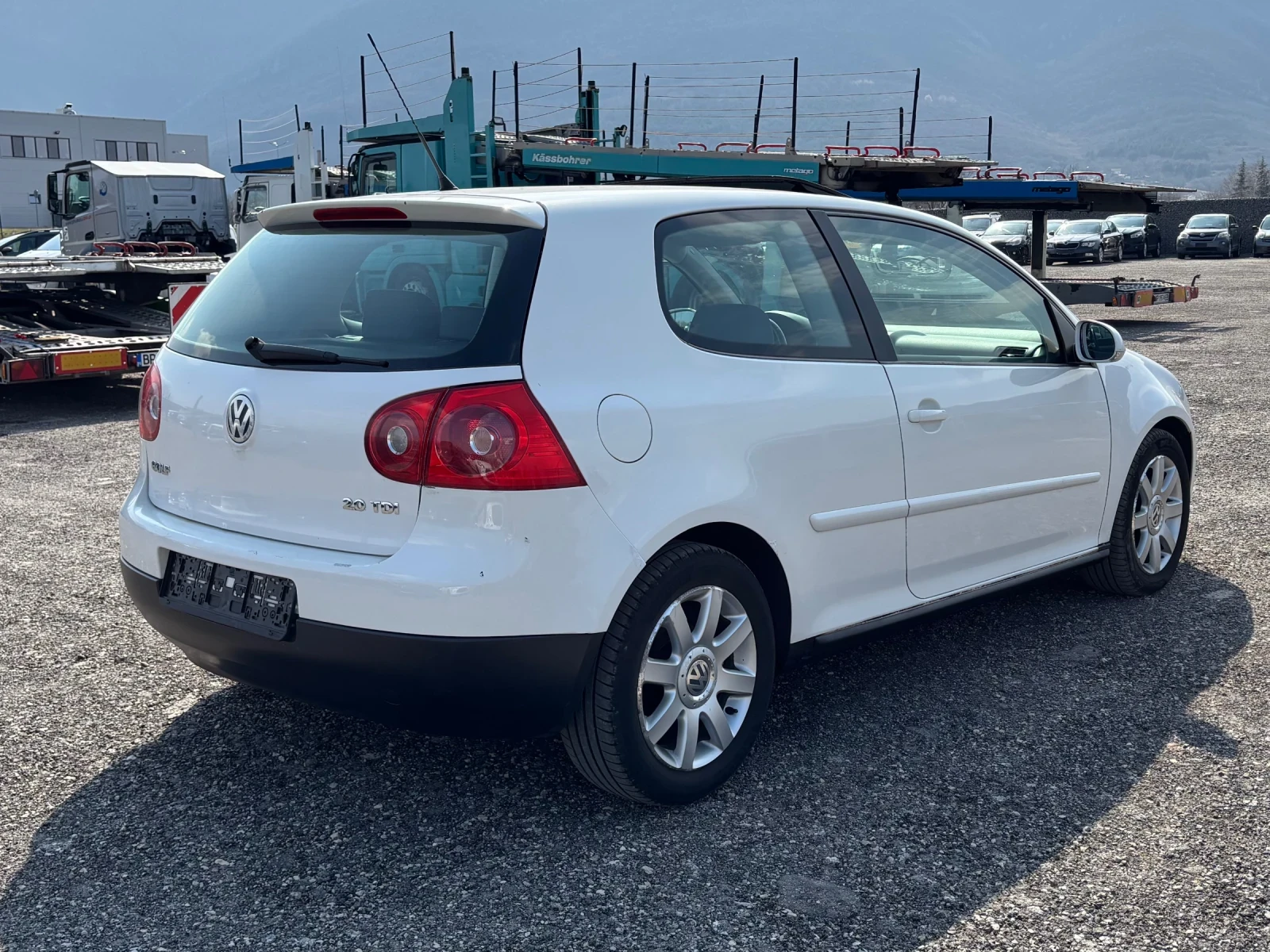 VW Golf TDI 140к.с., снимка 5 - Автомобили и джипове - 53957747