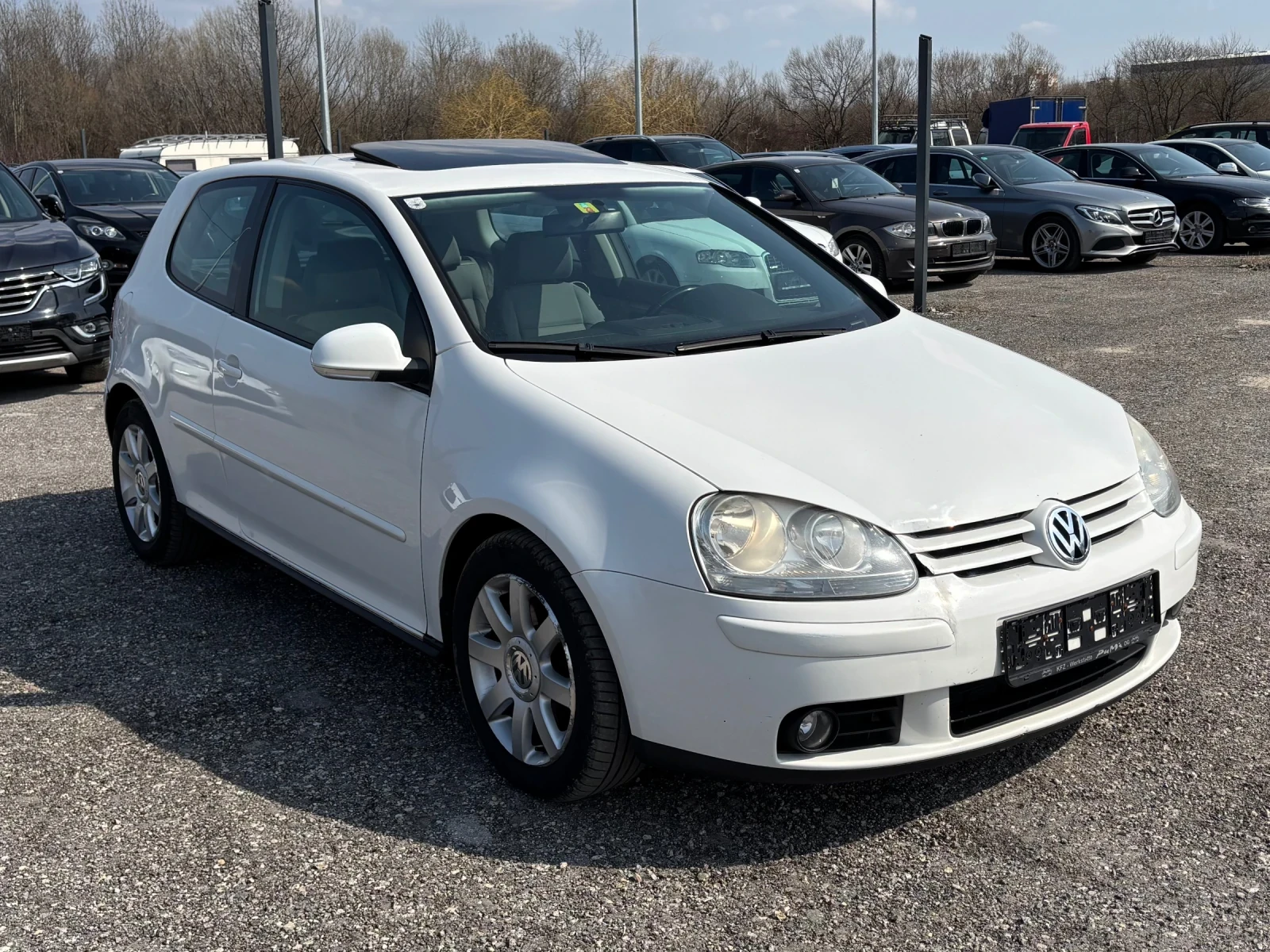 VW Golf TDI 140к.с., снимка 3 - Автомобили и джипове - 53957747