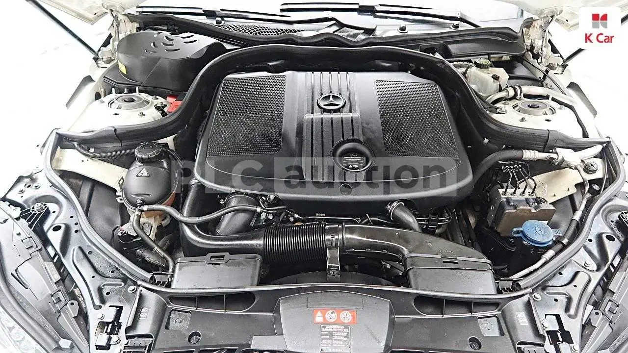 Mercedes-Benz E 250 * 4MATIC * PANO * 360 * АВТОКРЕДИТ, снимка 15 - Автомобили и джипове - 54577816