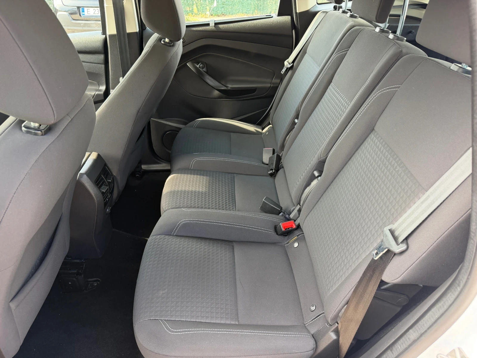 Ford C-max 1.5d/120hp/NAVI/EVRO6/, снимка 14 - Автомобили и джипове - 55123570