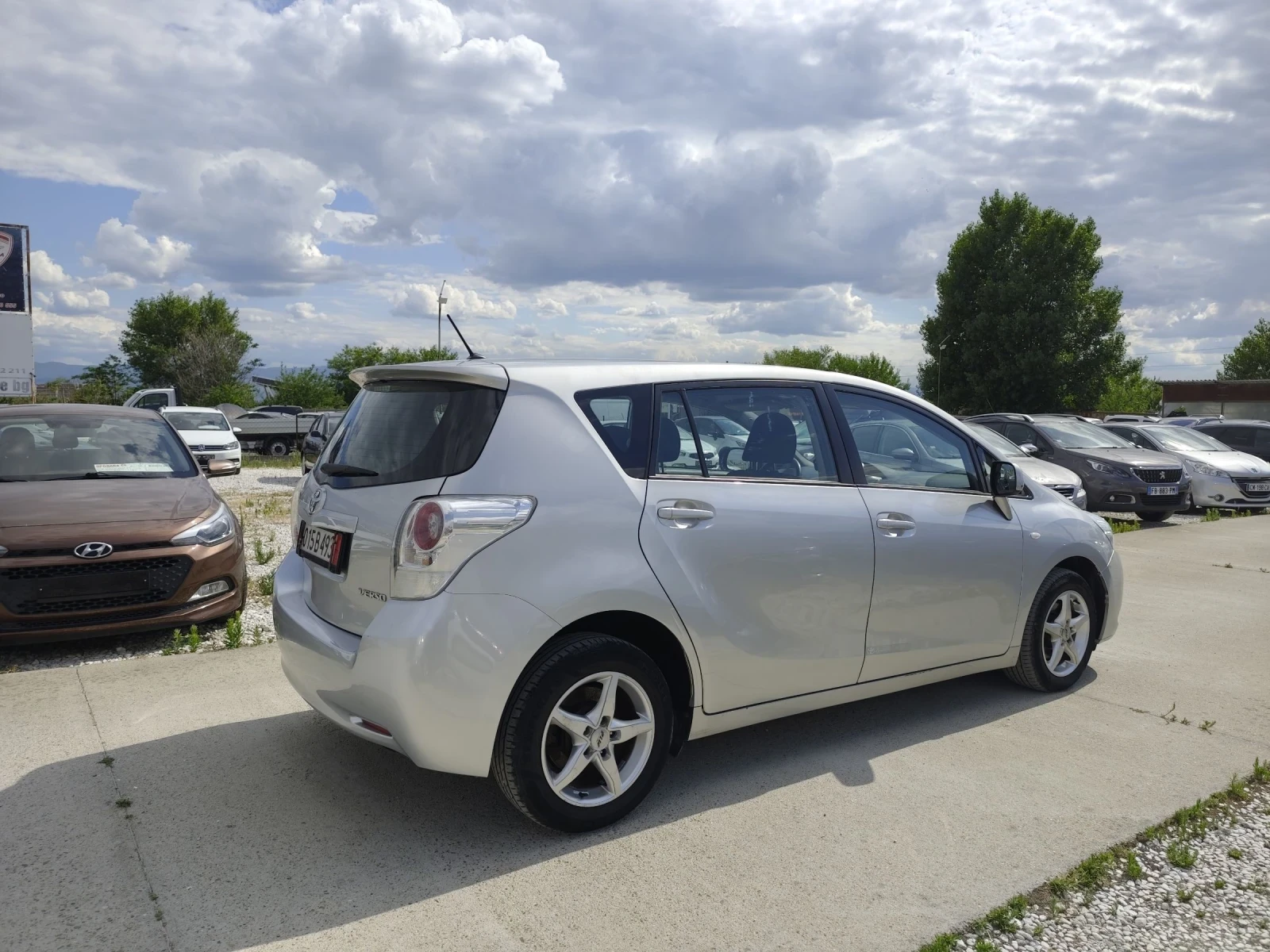 Toyota Verso 2.0D4D, 126�� | Mobile.bg � ����������� 4