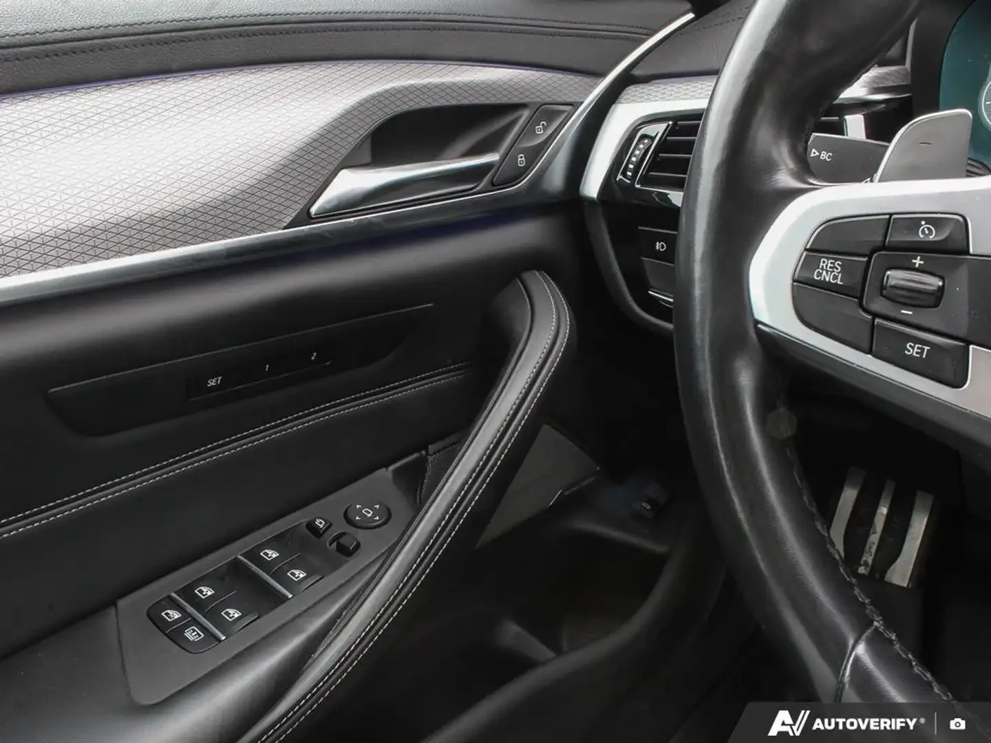 BMW 540 X-Drive* B58* Distronic* H/К* 1 собственик, снимка 9 - Автомобили и джипове - 55699124