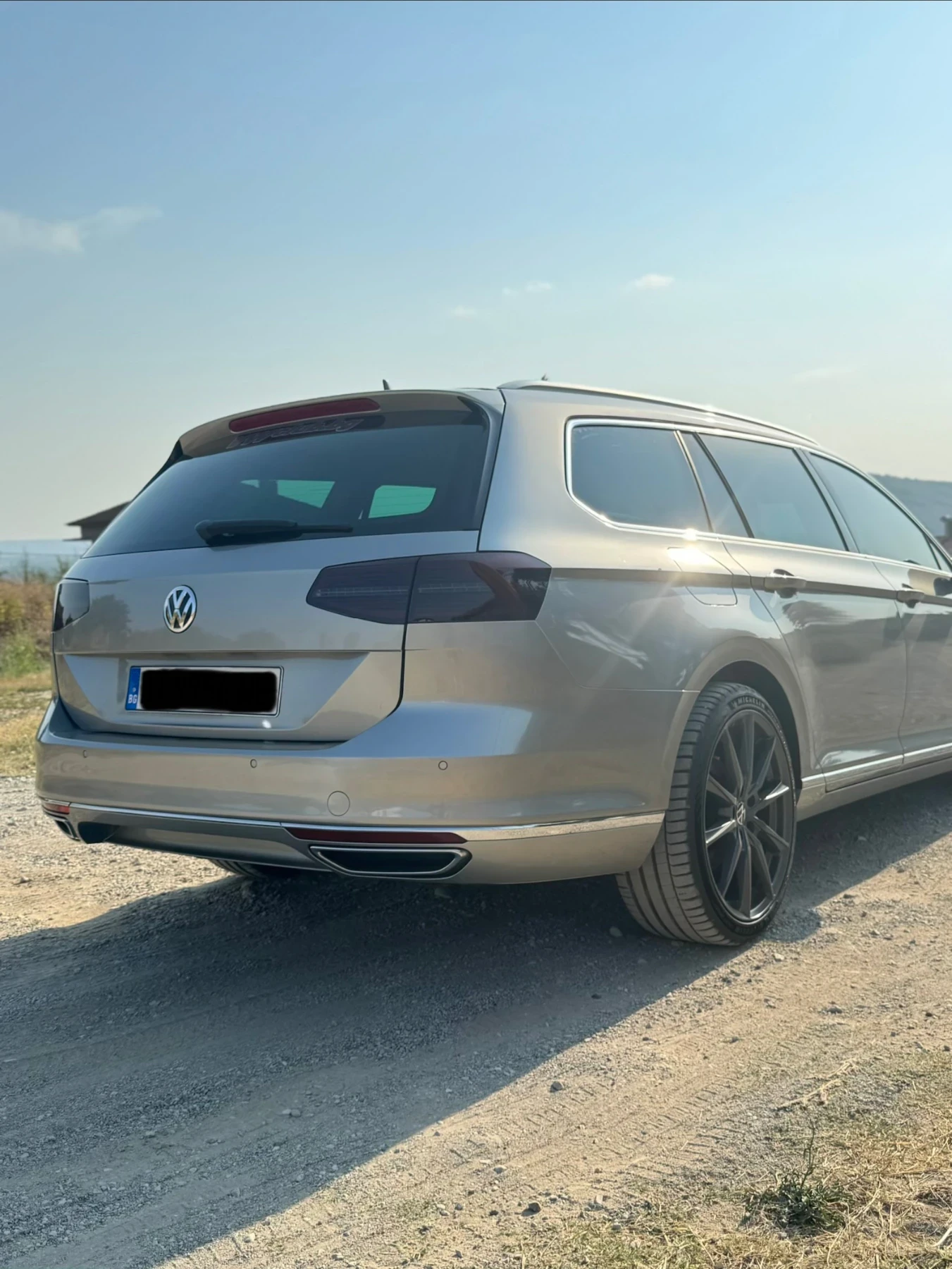 VW Passat 2.0BiTDI, снимка 5 - Автомобили и джипове - 55709446