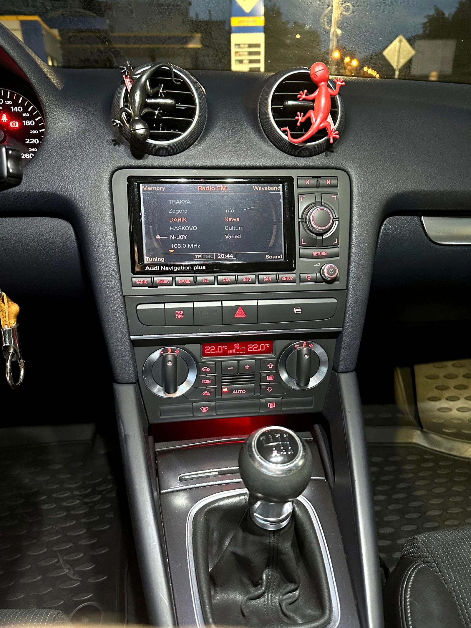 Audi A3 2.0 TDI Sportback, снимка 6 - Автомобили и джипове - 55724309