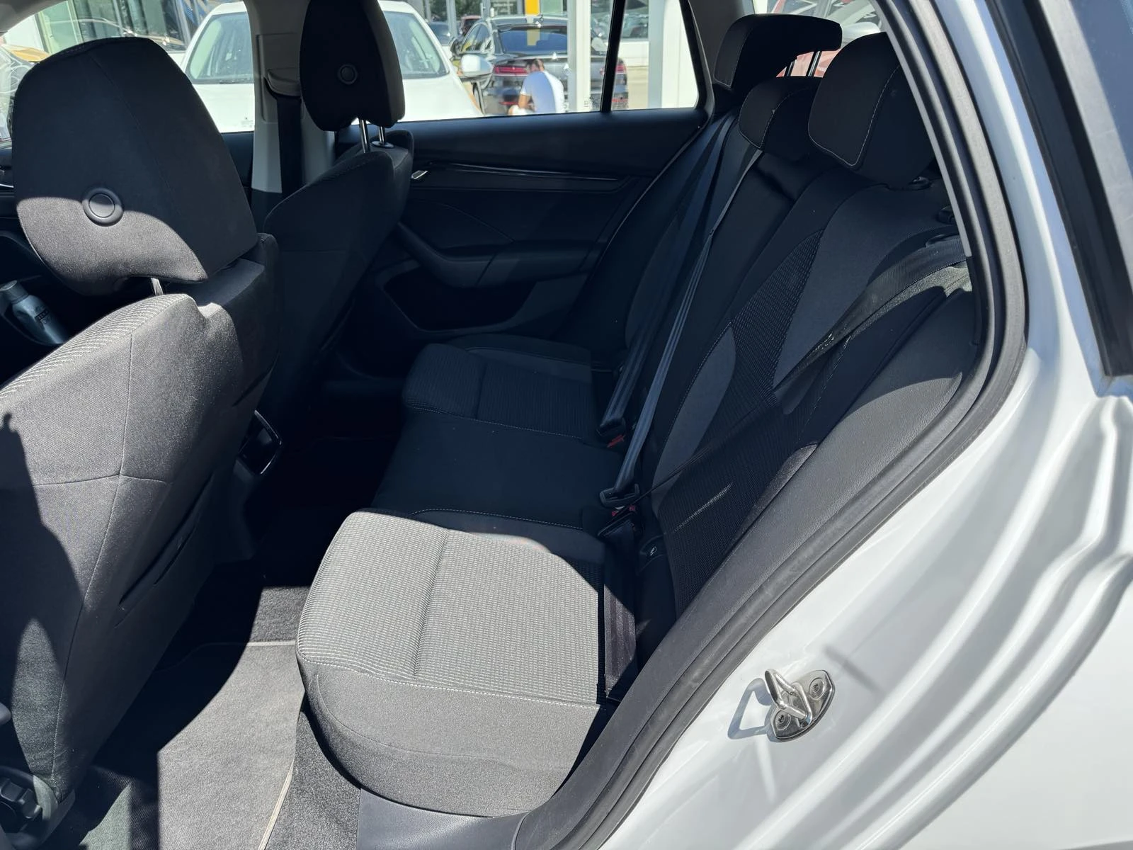 Skoda Octavia 1.5 G-TEC, снимка 12 - Автомобили и джипове - 55738631