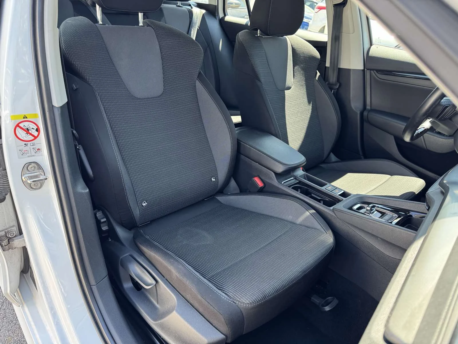 Skoda Octavia 1.5 G-TEC, снимка 9 - Автомобили и джипове - 55738631