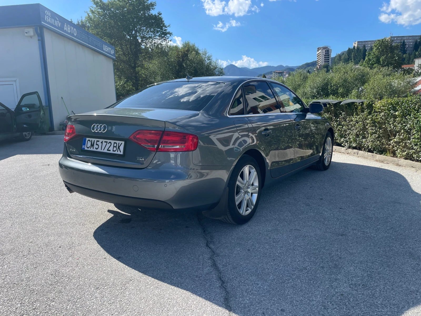 Audi A4, снимка 3 - Автомобили и джипове - 55896765