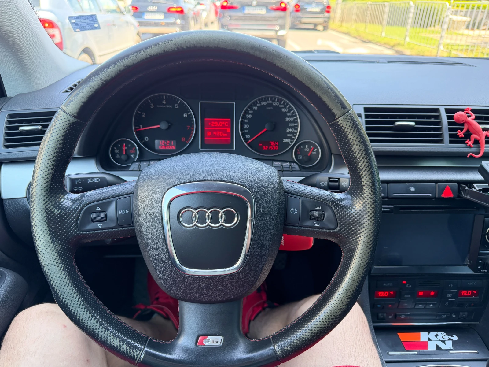 Audi A4 S-Line B7 2.0T quattro, снимка 12 - Автомобили и джипове - 55936425