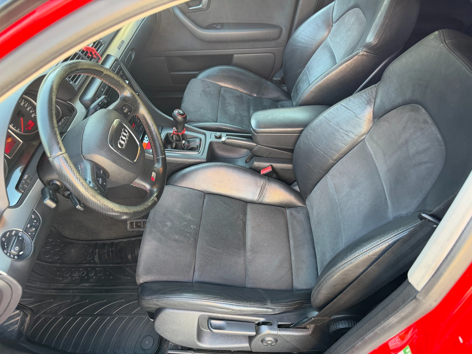 Audi A4 S-Line B7 2.0T quattro, снимка 8 - Автомобили и джипове - 55936425
