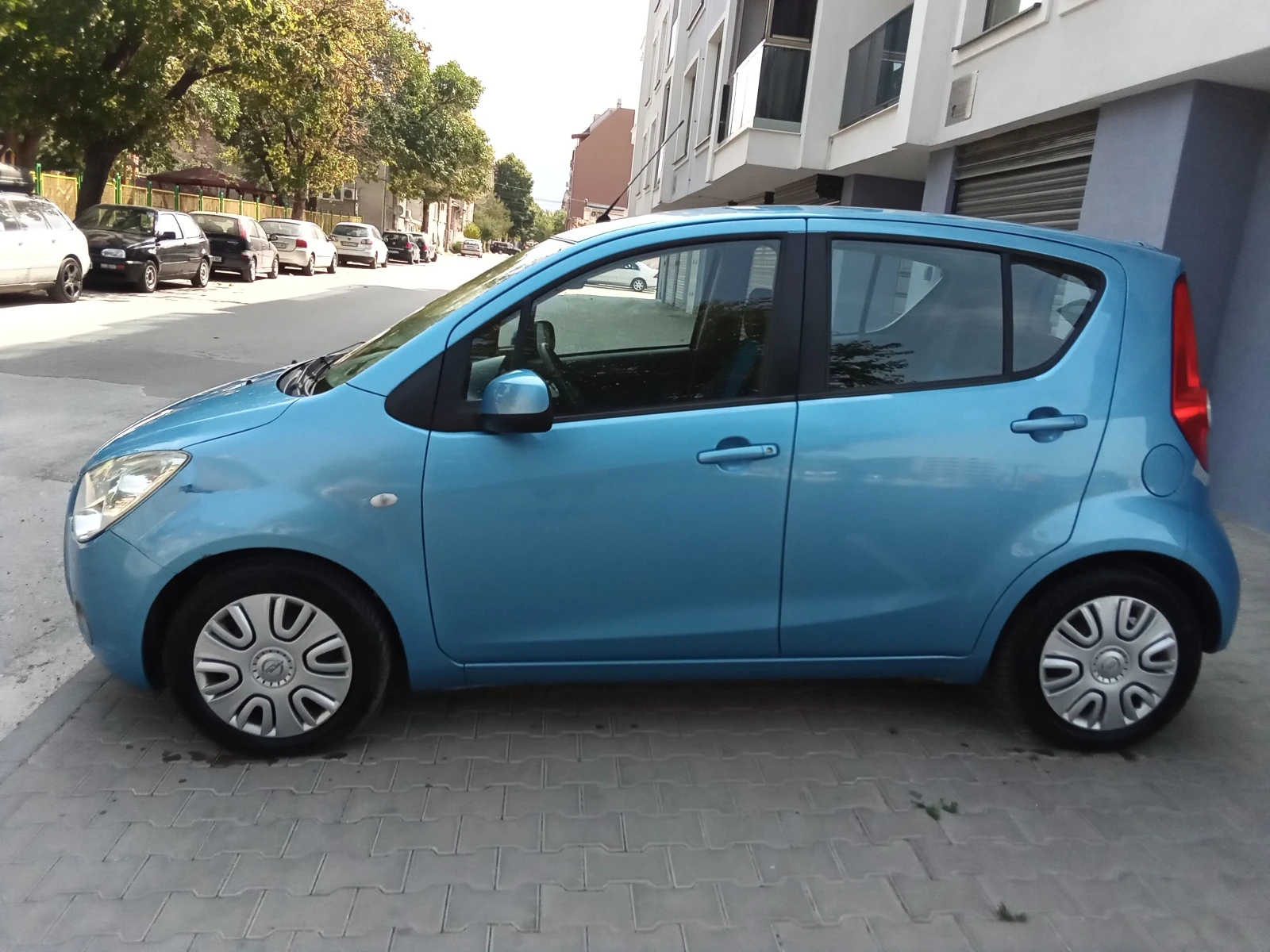 Opel Agila 1.2i-86kc., снимка 4 - Автомобили и джипове - 56010484
