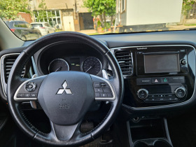 Mitsubishi Outlander 3.0i V6 S-AWC, снимка 9