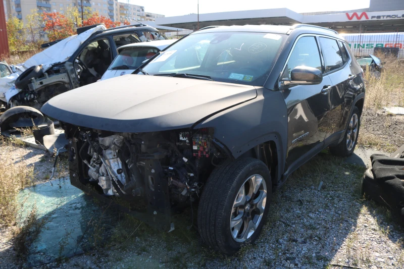 Jeep Compass Limited 2.4 4x4, снимка 2 - Автомобили и джипове - 47654603