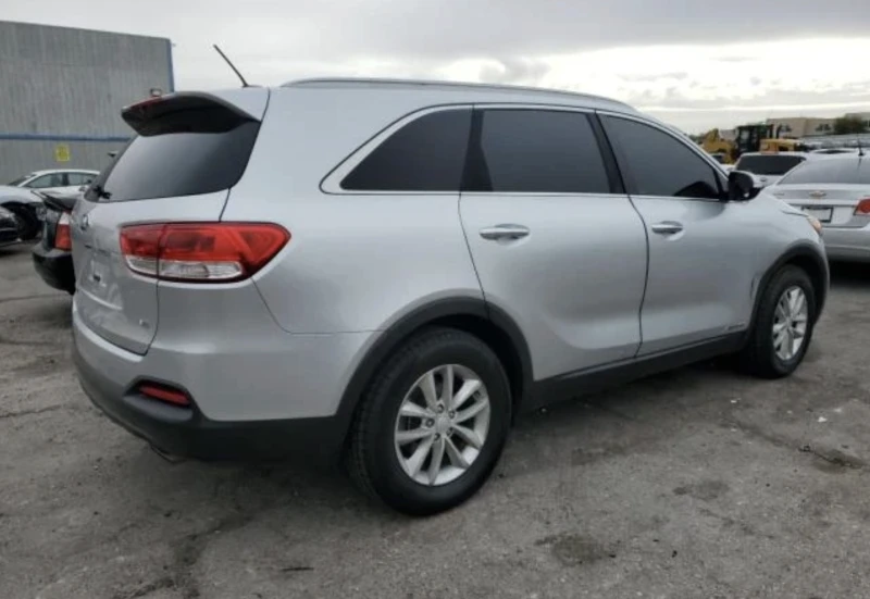 Kia Sorento LX, снимка 5 - Автомобили и джипове - 49115004