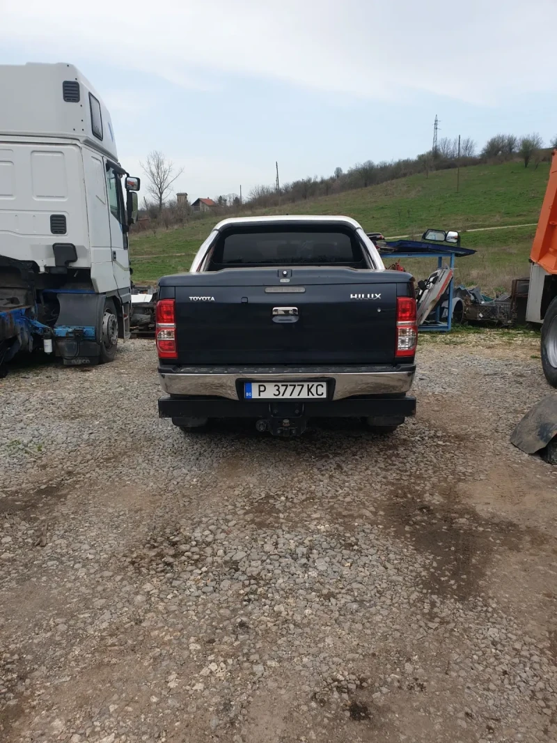 Toyota Hilux 3.0  4x4 171Кс , снимка 4 - Автомобили и джипове - 49522891