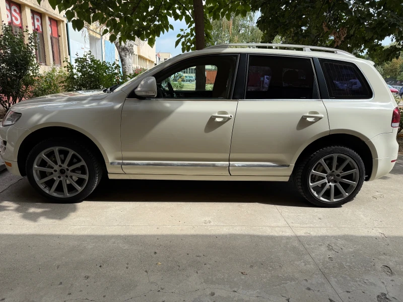 VW Touareg Евро 5, снимка 7 - Автомобили и джипове - 52112353