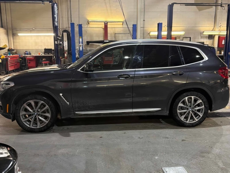 BMW X3 * xDrive30i * CARFAX * БЕЗ ПЪРВОНАЧАЛНА ВНОСКА, снимка 2 - Автомобили и джипове - 53303623