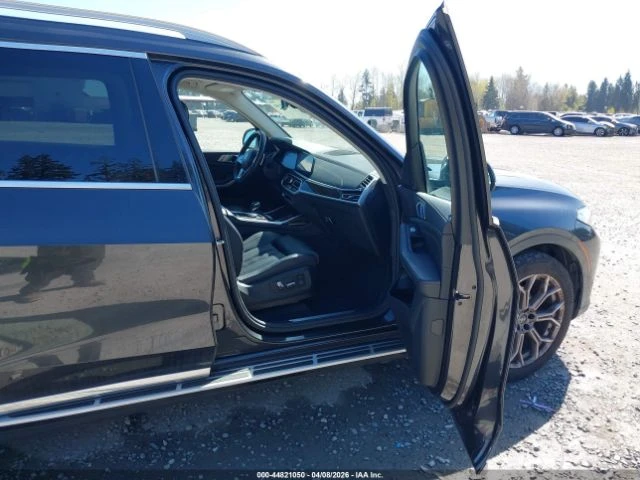 BMW X7 XDRIVE40I| DISTRONIC| PANO| KEYLESS| ПОДГРЕВ, снимка 9 - Автомобили и джипове - 54365197