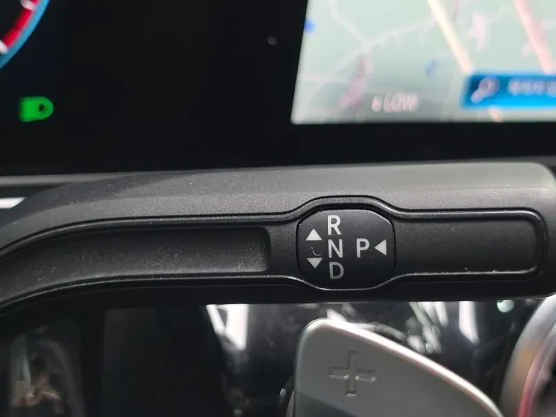Mercedes-Benz GLA 250  4Matic, снимка 9 - Автомобили и джипове - 55311009