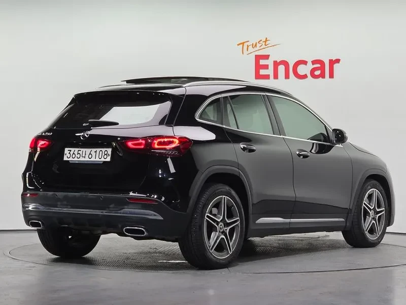 Mercedes-Benz GLA 250  4Matic, снимка 2 - Автомобили и джипове - 55311009
