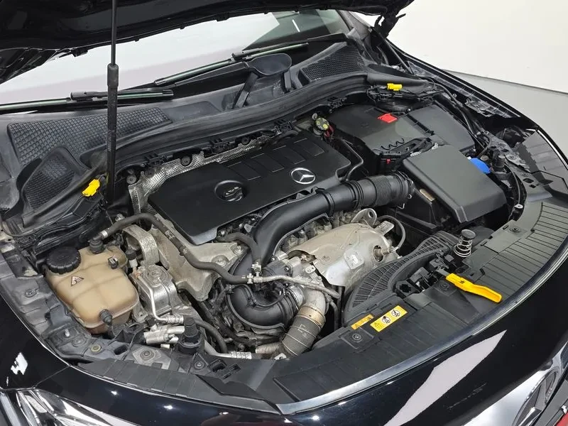 Mercedes-Benz GLA 250  4Matic, снимка 6 - Автомобили и джипове - 55311009
