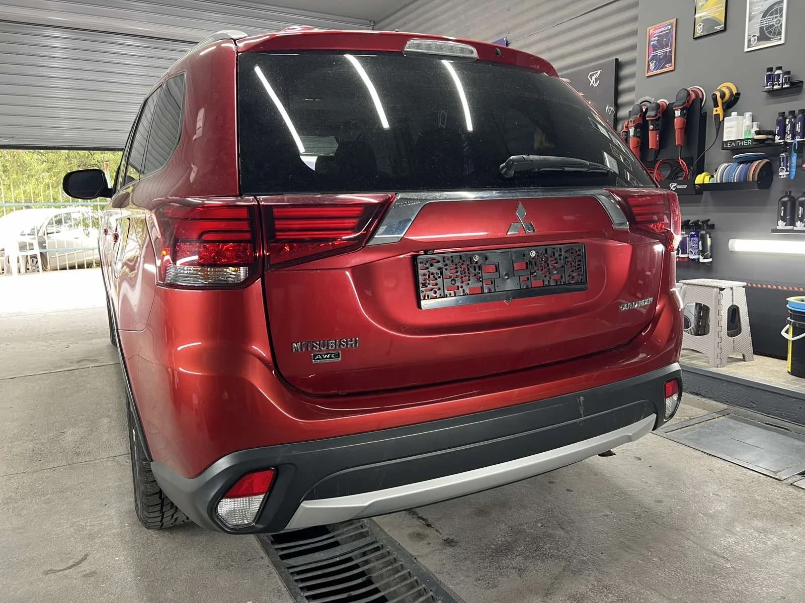 Mitsubishi Outlander Sport 2.4 ES 4x4 - изображение 4
