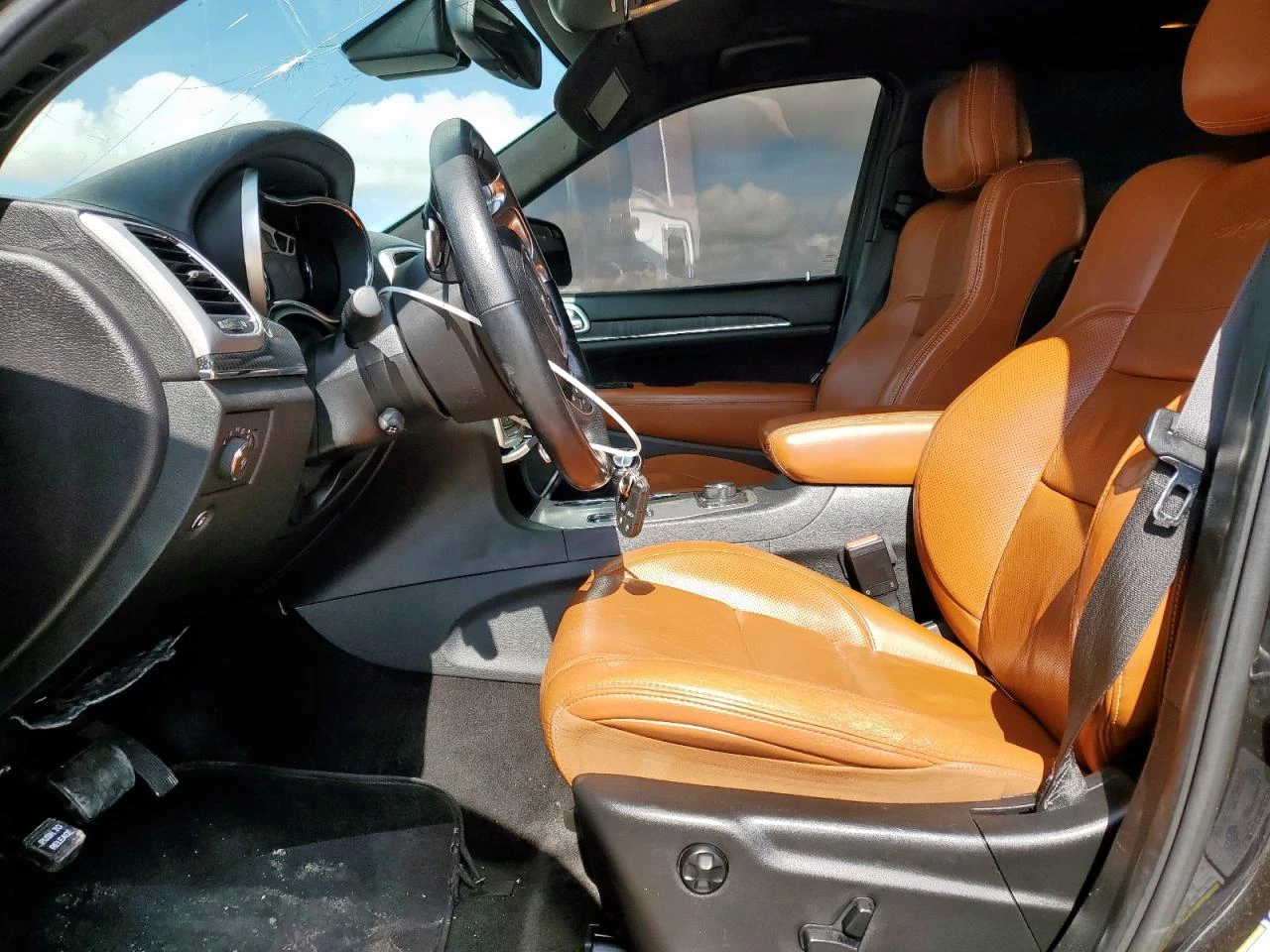 Jeep Grand cherokee SRT* Обдух* HARMAN/KARDON* 8ZF* Дистроник* Пано*  - изображение 7