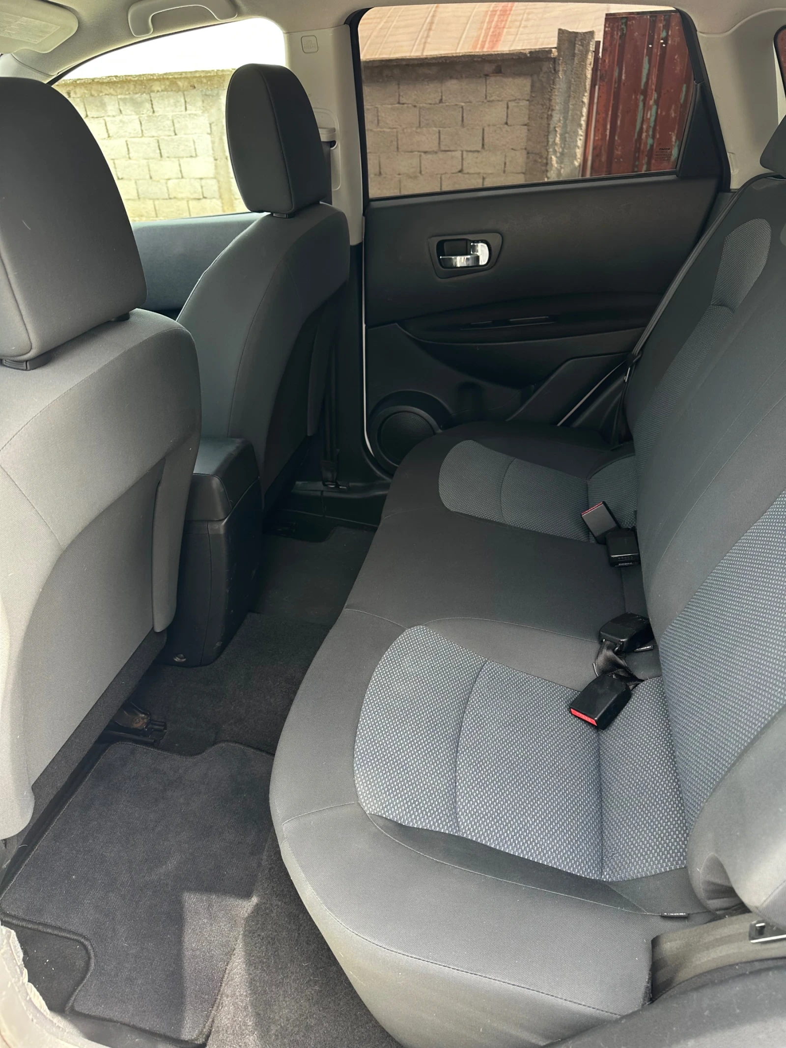 Nissan Qashqai Автоматик, снимка 16 - Автомобили и джипове - 53851761