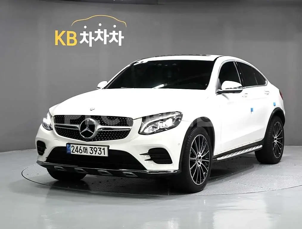Mercedes-Benz GLC 250 AMG PK* COUPE* 9G* BURMASTER* KEYLESS* КРАЙНА ЦЕНА