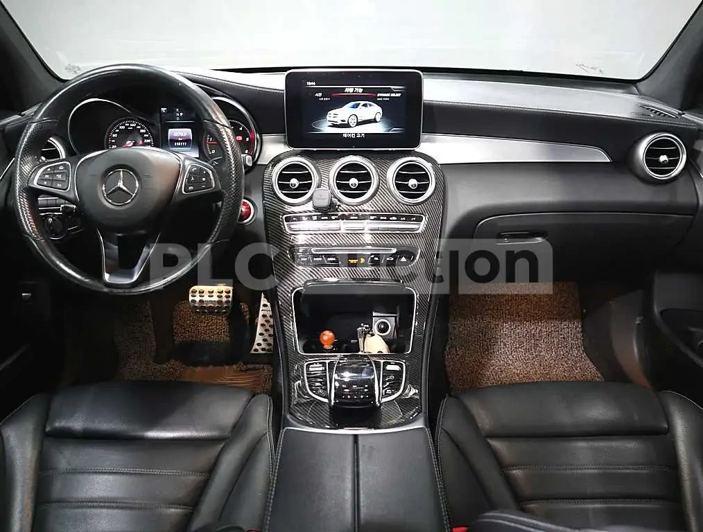 Mercedes-Benz GLC 250 AMG PK* COUPE* 9G* BURMASTER* KEYLESS* КРАЙНА ЦЕНА, снимка 5 - Автомобили и джипове - 53916766