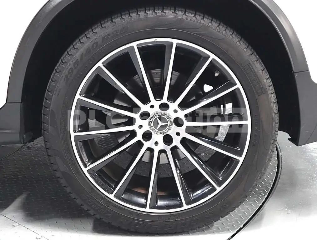 Mercedes-Benz GLC 250 AMG PK* COUPE* 9G* BURMASTER* KEYLESS* КРАЙНА ЦЕНА, снимка 14 - Автомобили и джипове - 53916766