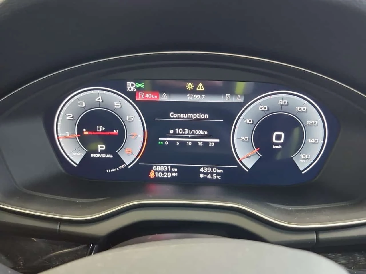 Audi Q5 TECHNIK  CARFAX, снимка 9 - Автомобили и джипове - 54149363