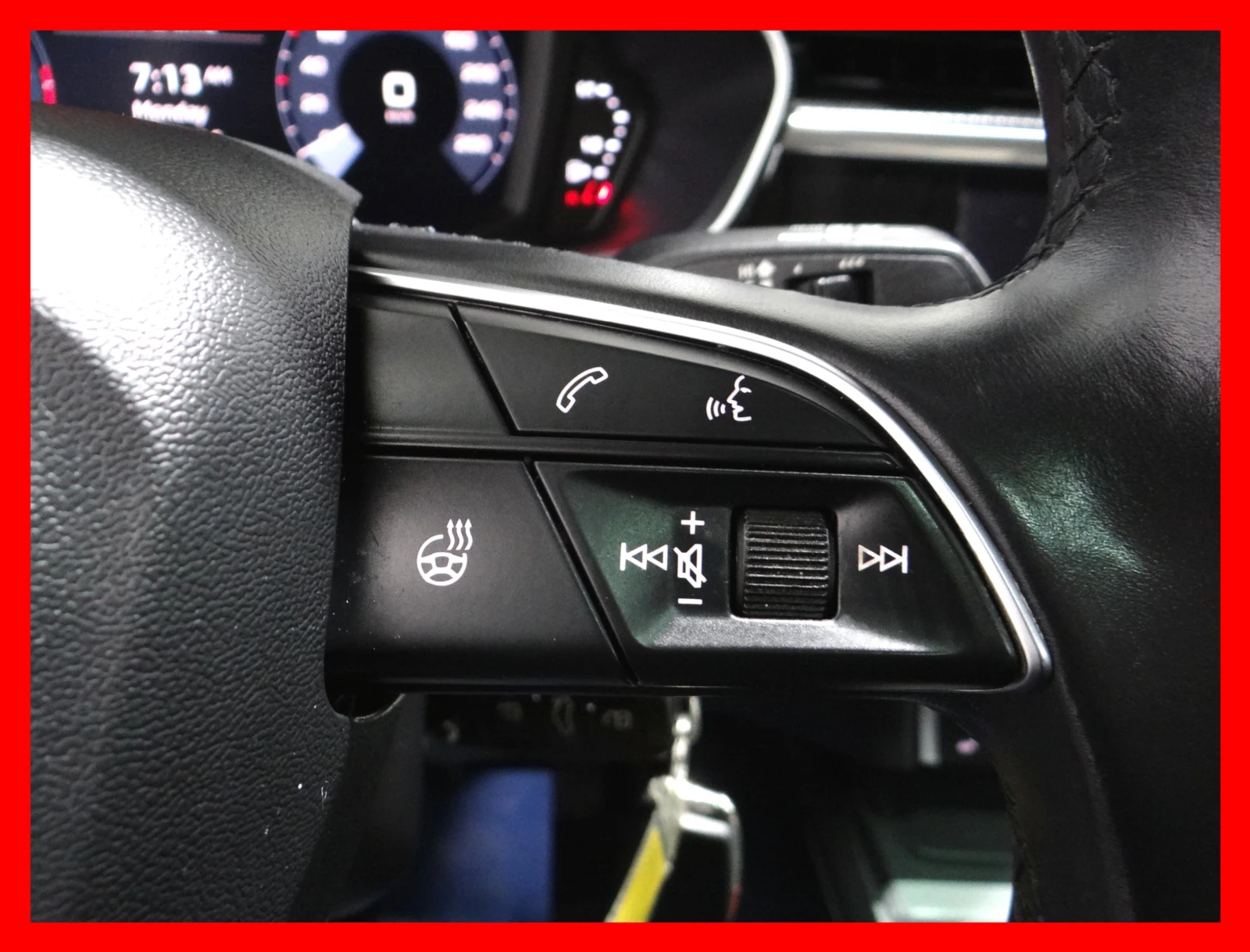 Audi Q3 45 TFSI QUATTRO / DIGITAL COCKPIT / PANO, снимка 13 - Автомобили и джипове - 54691048