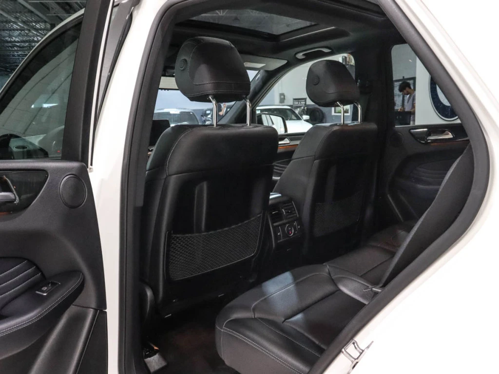 Mercedes-Benz GLE 43 AMG 4MATIC* КАМЕРИ* ПОДГРЕВ* ПАНОРАМА* , снимка 17 - Автомобили и джипове - 54883461