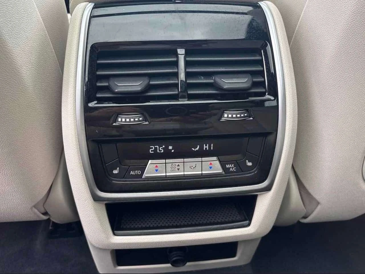 BMW X5 xDrive40i LASER ВЪЗДУШНО ХЕД ЪП CARFAX, снимка 15 - Автомобили и джипове - 54892543
