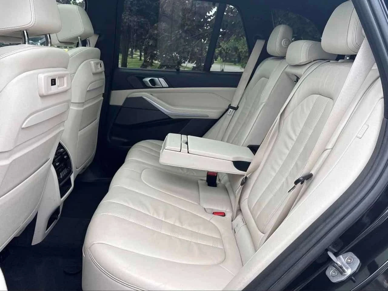 BMW X5 xDrive40i LASER ВЪЗДУШНО ХЕД ЪП CARFAX, снимка 14 - Автомобили и джипове - 54892543