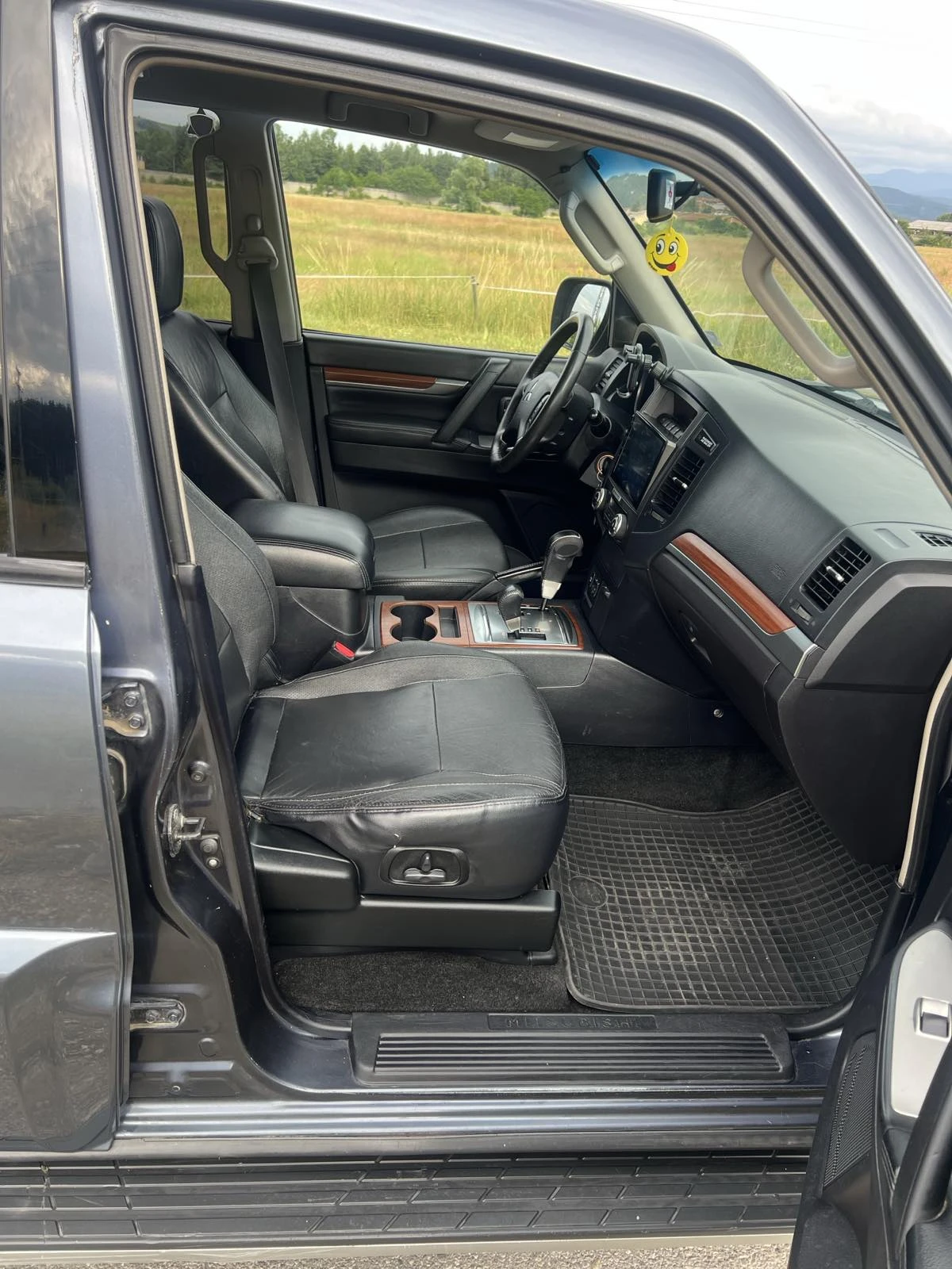 Mitsubishi Pajero 3.8 , снимка 5 - Автомобили и джипове - 55143710