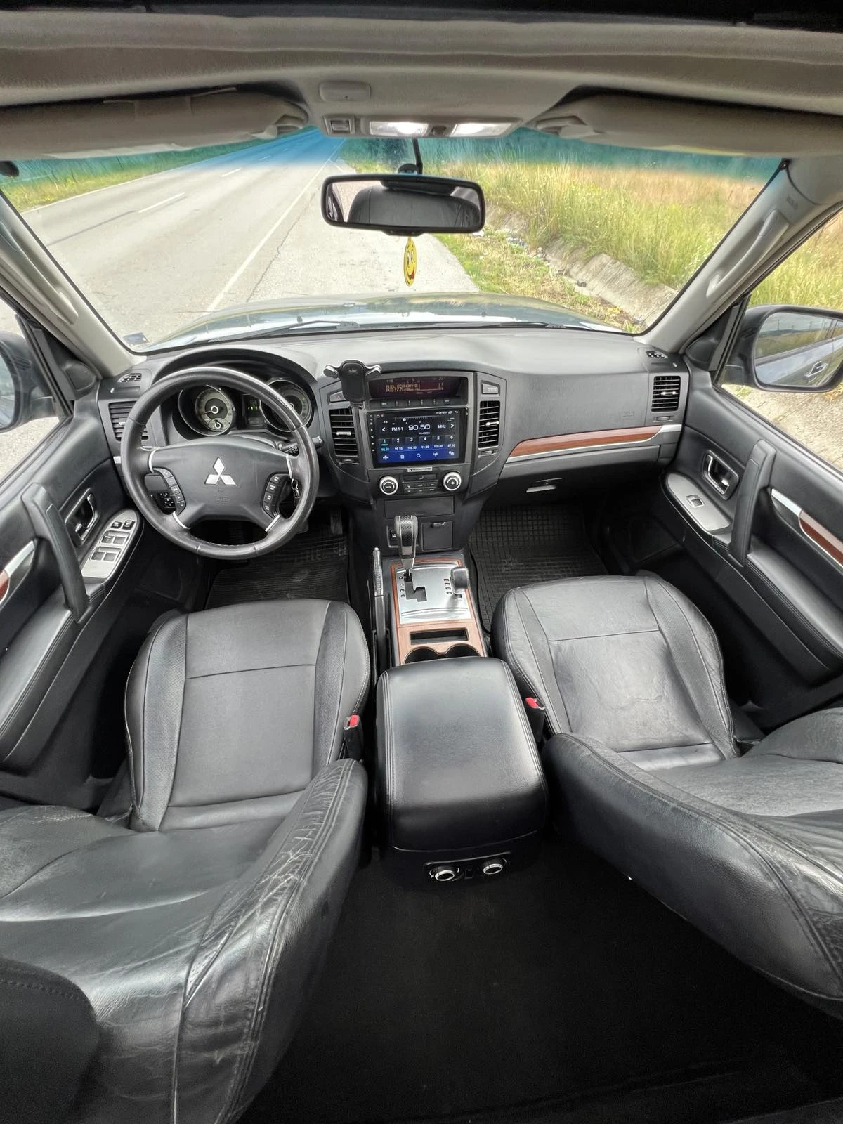 Mitsubishi Pajero 3.8 , снимка 7 - Автомобили и джипове - 55143710