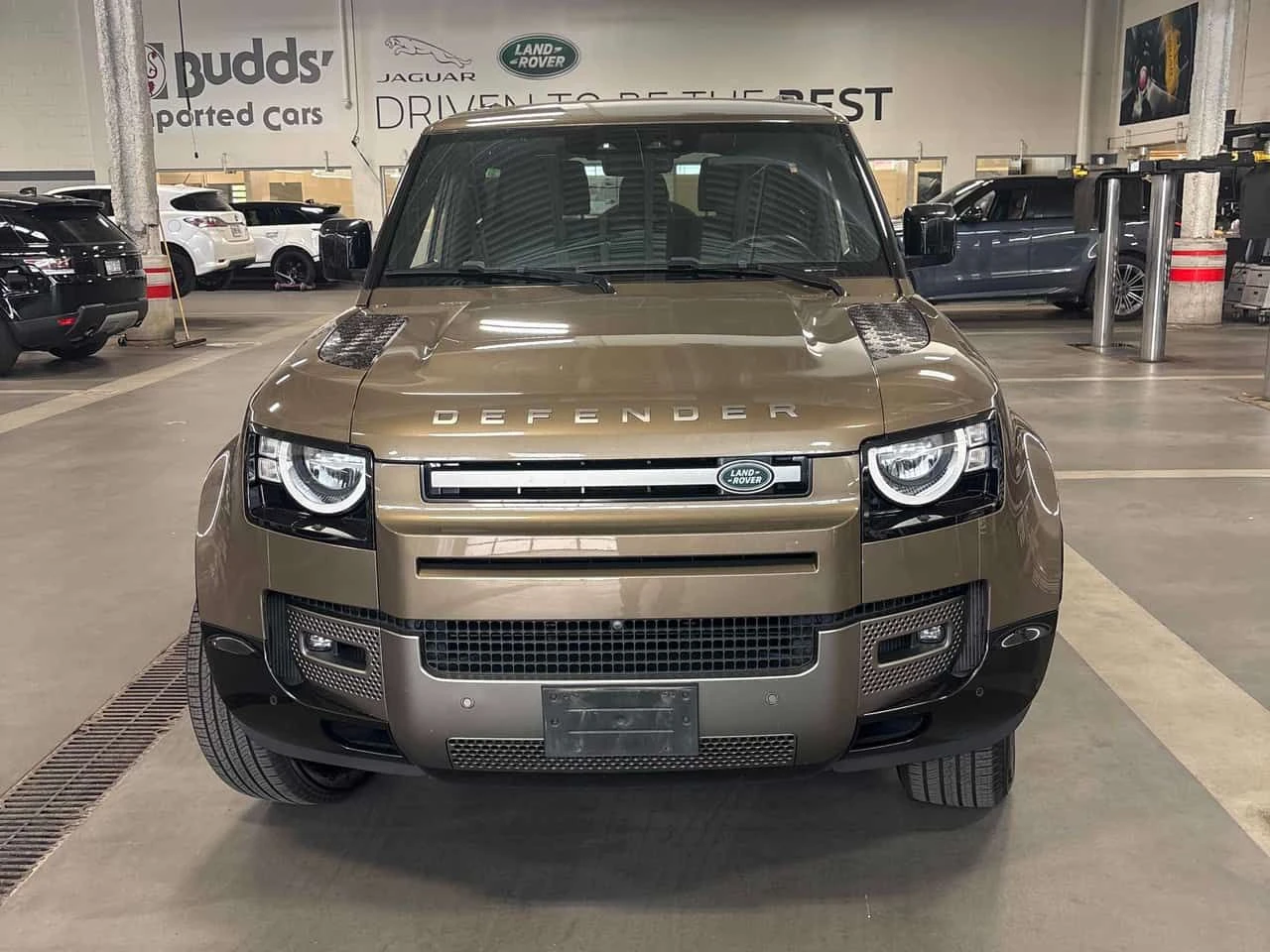 Land Rover Defender * X Dynamic S * АВТОКРЕДИТ БЕЗ ПЪРВОНАЧАЛНА ВНОСКА, снимка 6 - Автомобили и джипове - 55529951