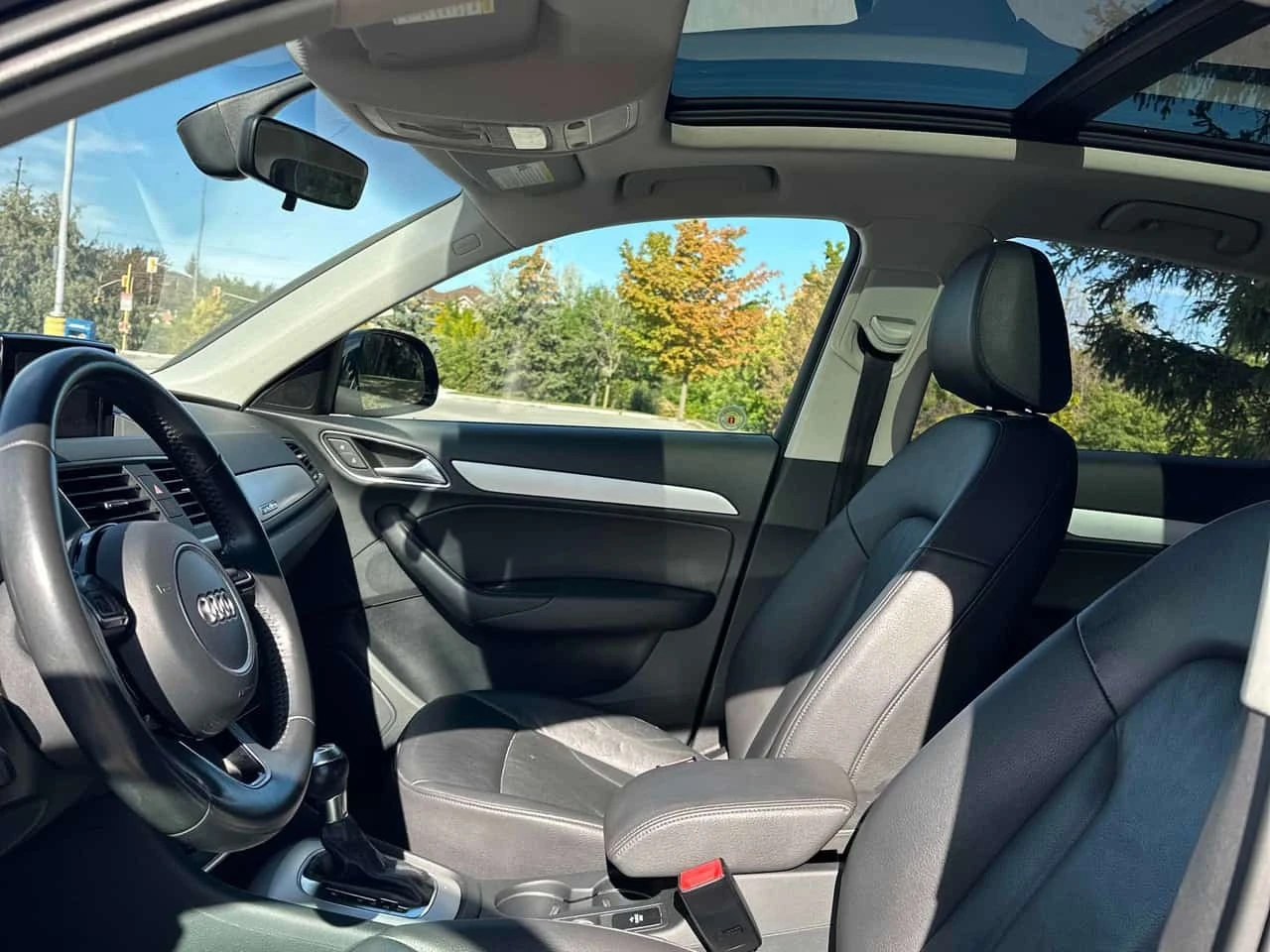 Audi Q3 * Komfort * CARFAX * ����� �� ����������� *  | Mobile.bg � ����������� 10