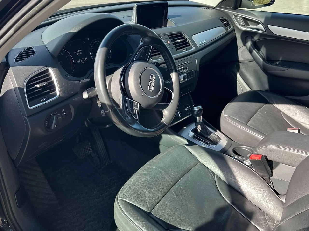 Audi Q3 * Komfort * CARFAX * ����� �� ����������� *  | Mobile.bg � ����������� 5