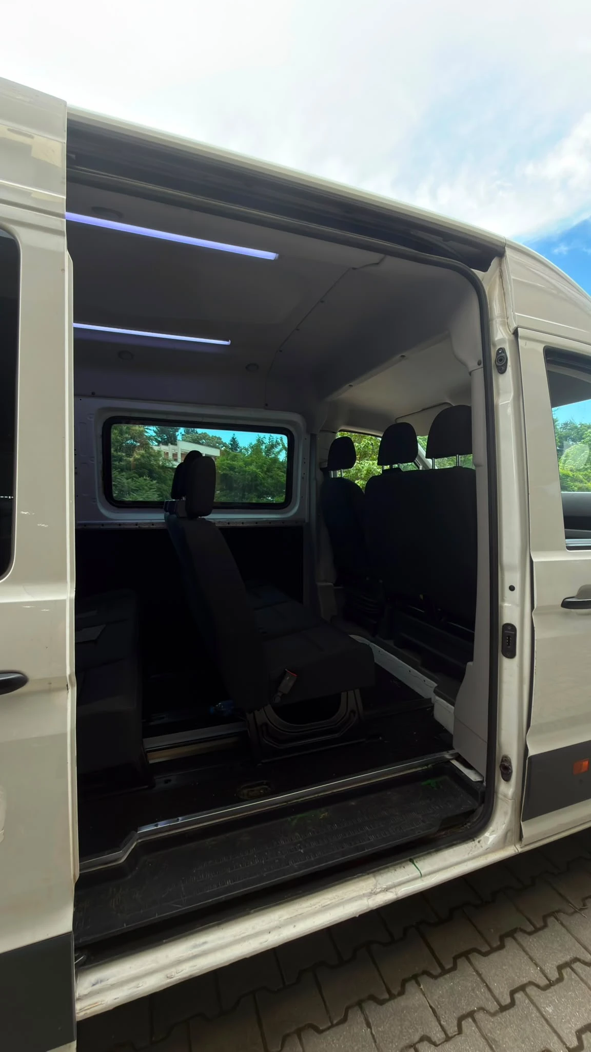 VW Crafter, снимка 10 - Бусове и автобуси - 54879944
