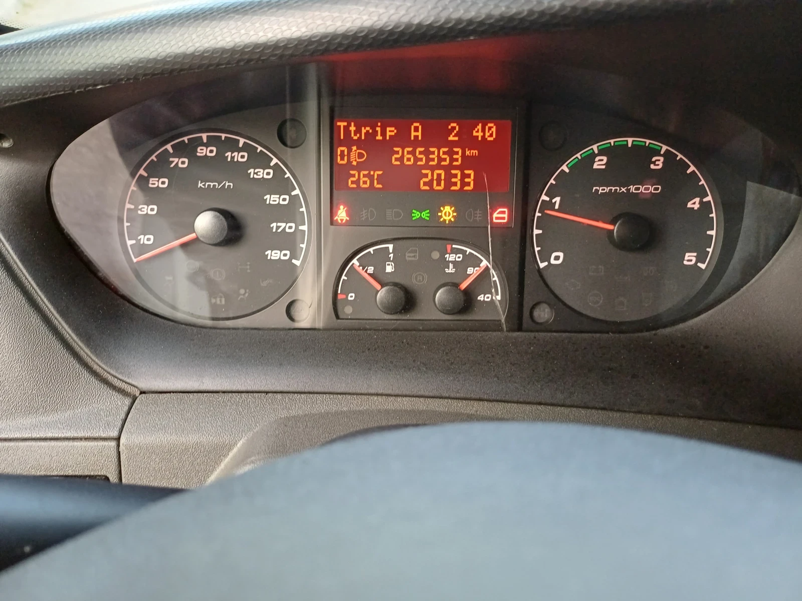 Iveco Daily 50C17 - КЛИМАТИК  Б-КАТ., снимка 9 - Бусове и автобуси - 55565733